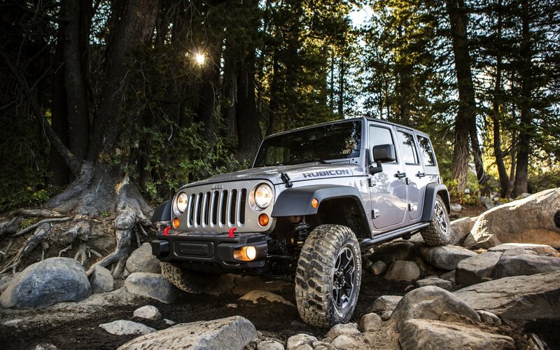 Silver Jeep Rubicon — Gray, Dramatic