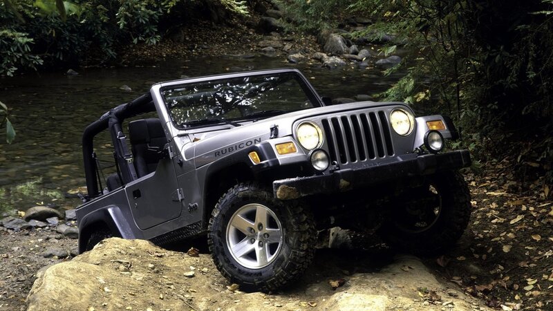 Silver Jeep Rubicon — Gray, Outdoor