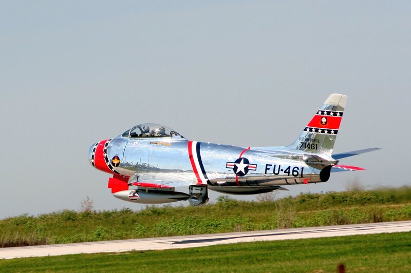 Silver Jet Airplane — Dynamic, Afternoon