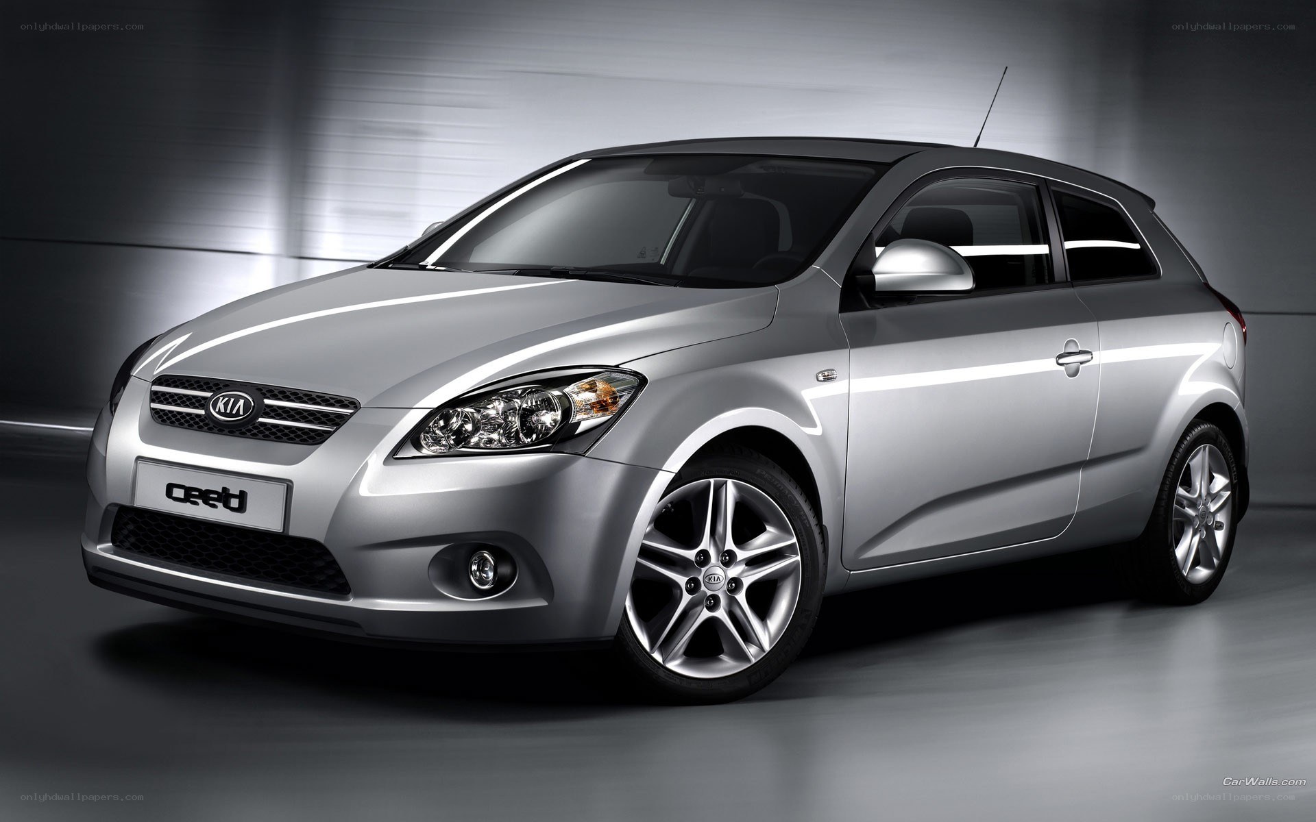 Silver Kia Ceed Hatchback