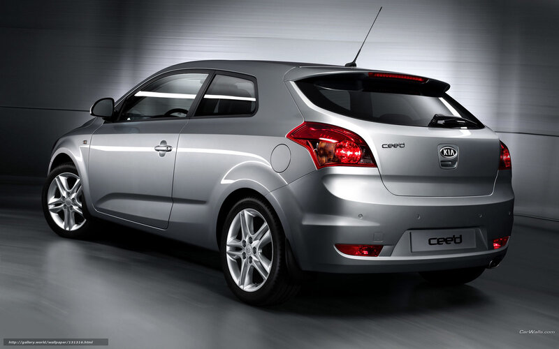 Silver Kia Ceed Hatchback — Dramatic