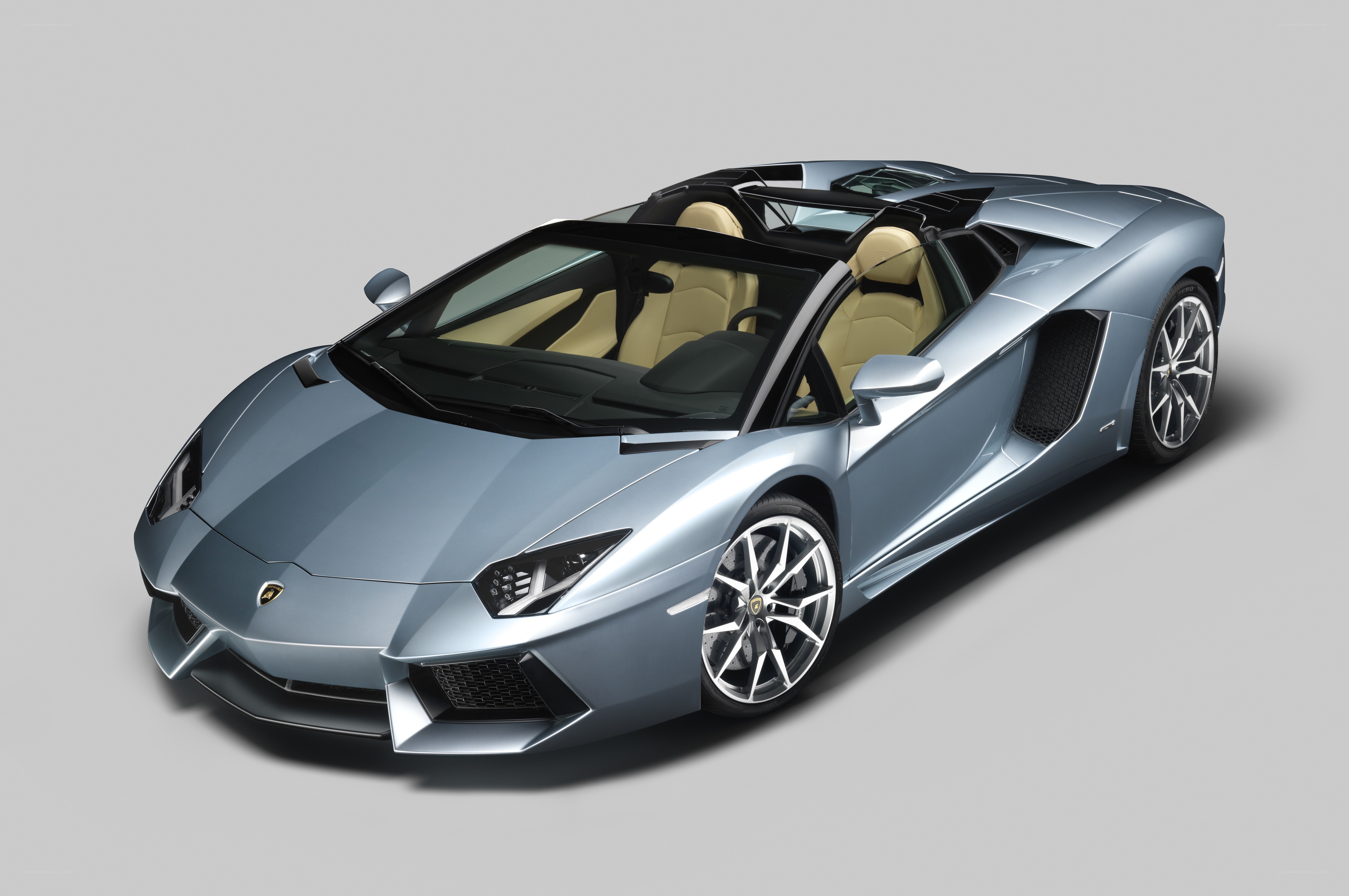 silver lamborghini aventador