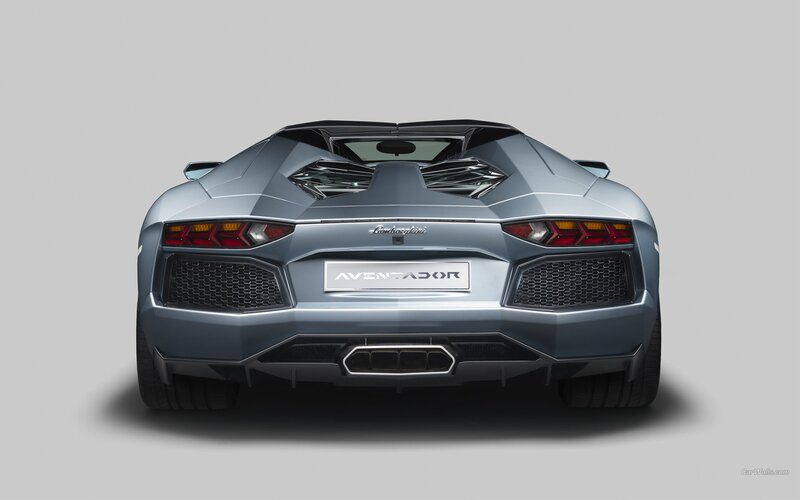 Silver Lamborghini Aventador — Photograph