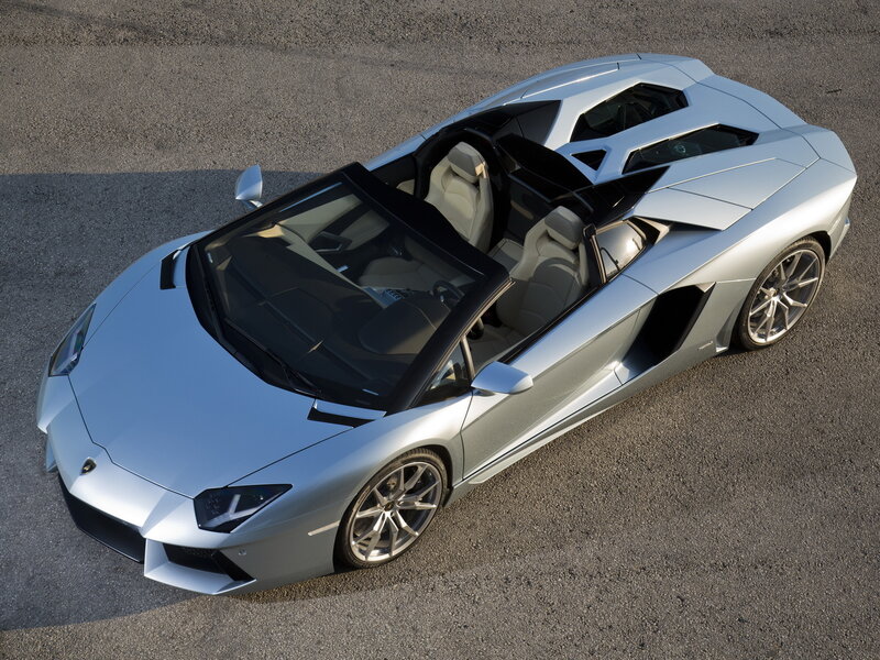 Silver Lamborghini Aventador roadster