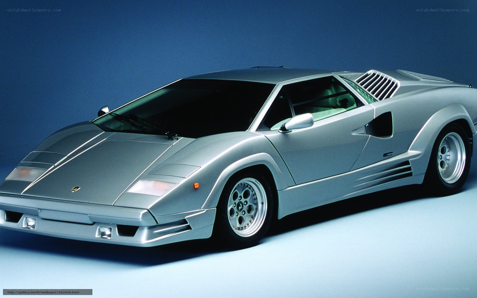 Silver Lamborghini Countach