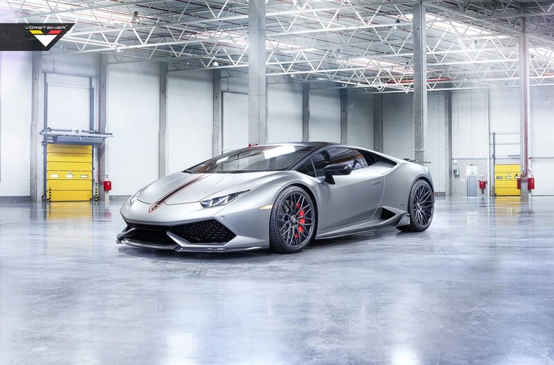 Silver Lamborghini Huracan — Gray