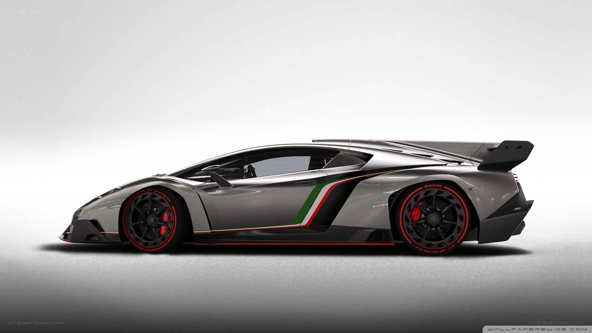 silver lamborghini veneno