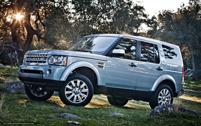 Silver Land Rover — Serene