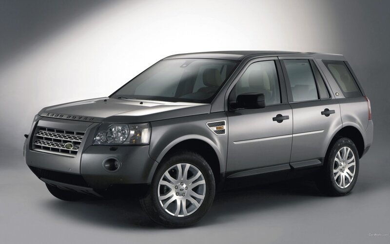 silver land rover suv