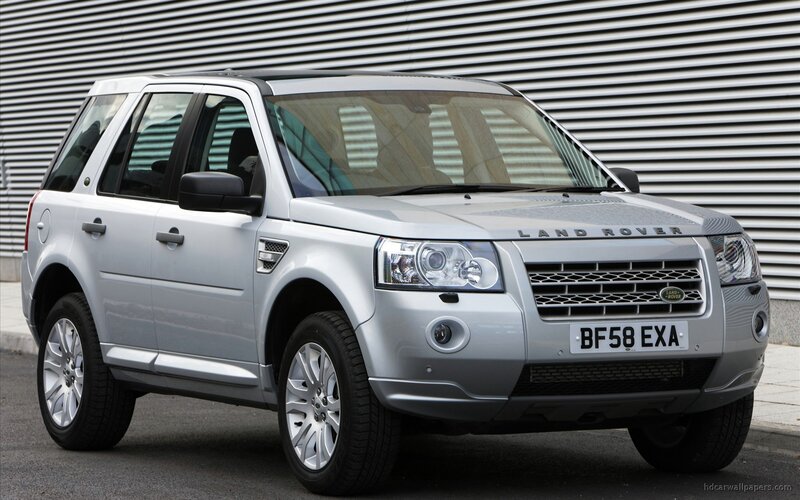 silver land rover suv