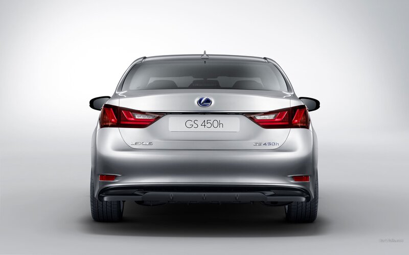 silver lexus gs 450h rear view