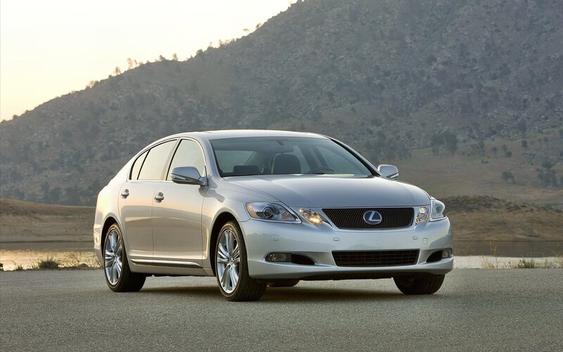 silver lexus gs sedan
