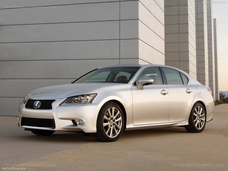 silver lexus gs sedan