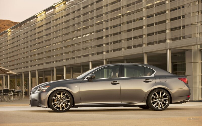 silver lexus gs sedan