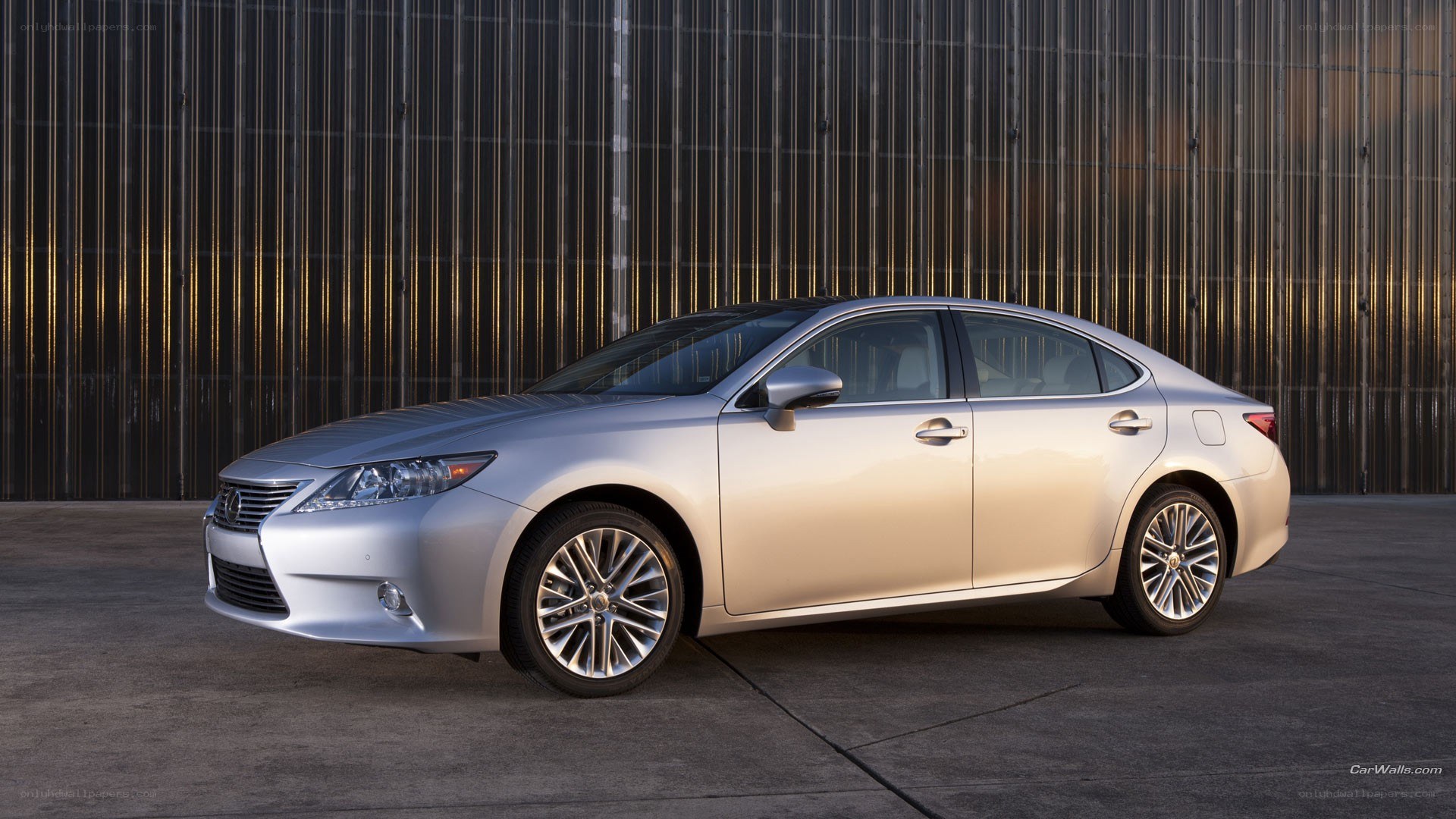 silver lexus gs sedan