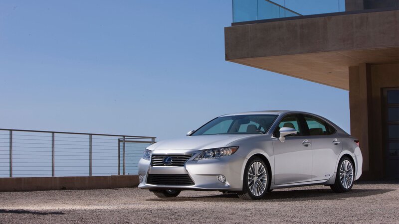 Silver Lexus Gs Sedan — Serene, Afternoon