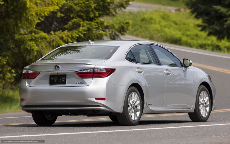 Silver Lexus Gs300h — Calm