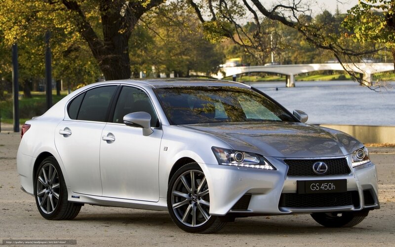 Silver Lexus Gs450h — Serene