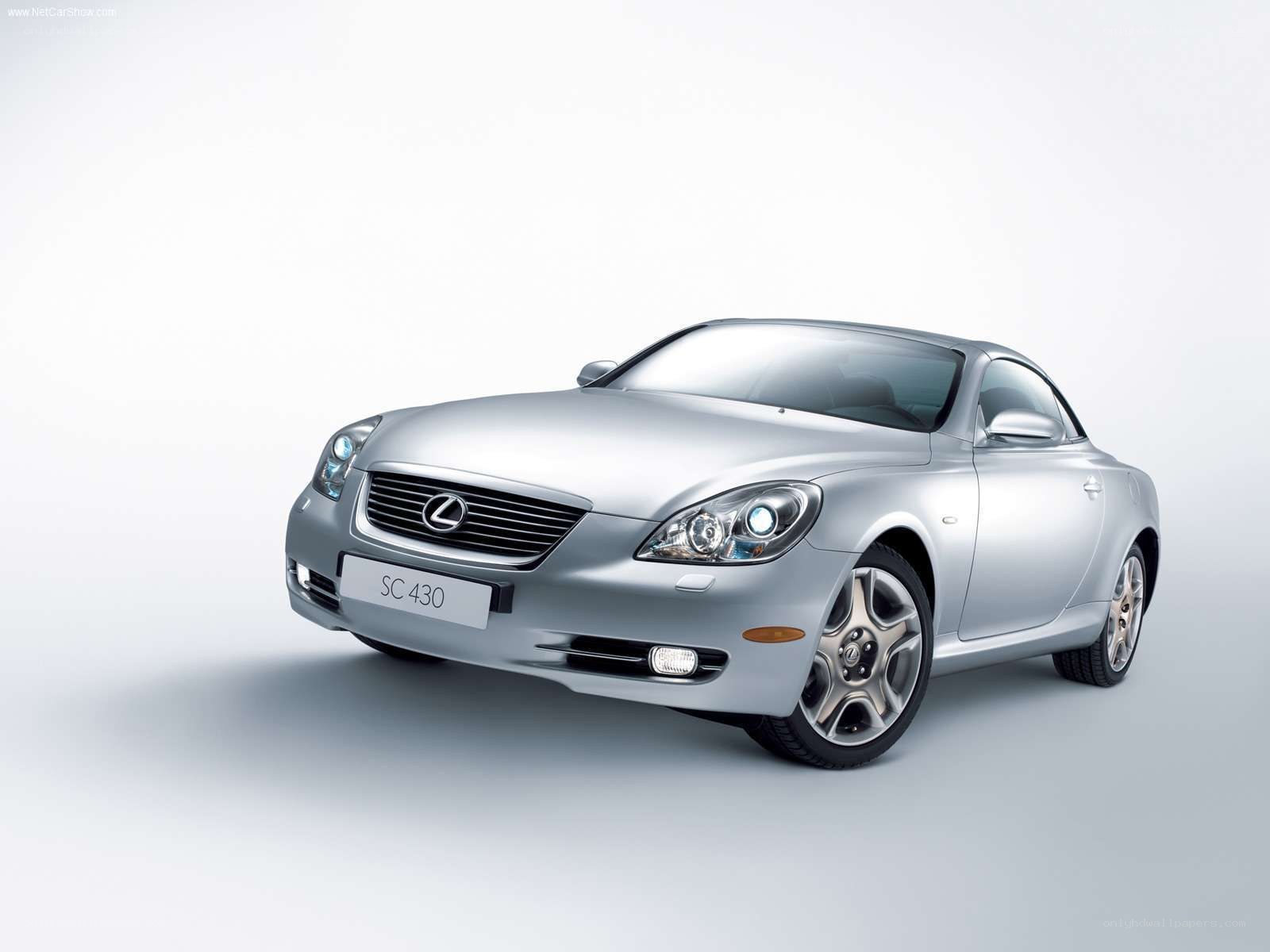 Silver Lexus SC 430