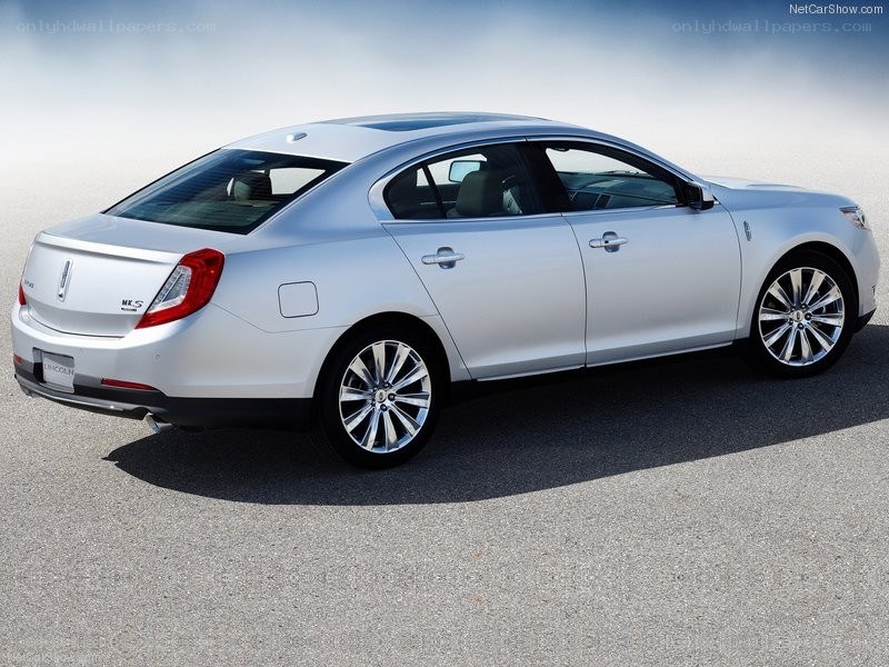 silver lincoln mkz sedan