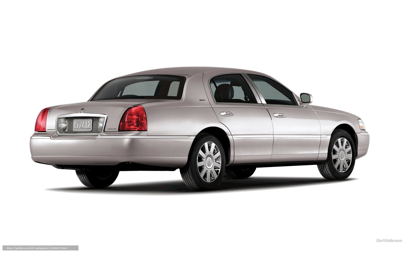 silver lincoln town car