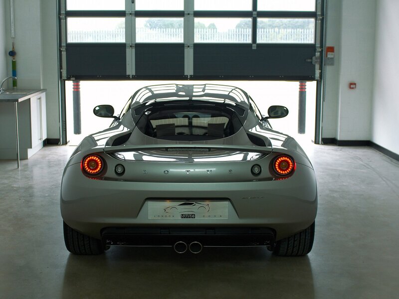 Silver Lotus Elise — Gray