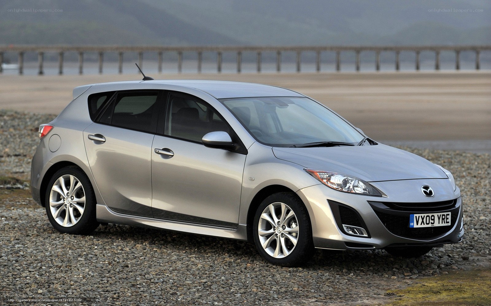 silver mazda 3 hatchback
