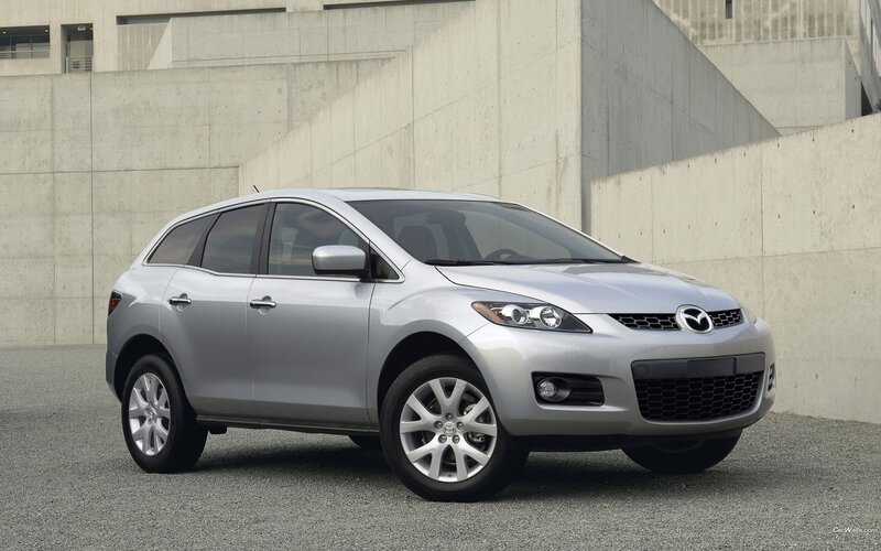 silver mazda cx-7 suv