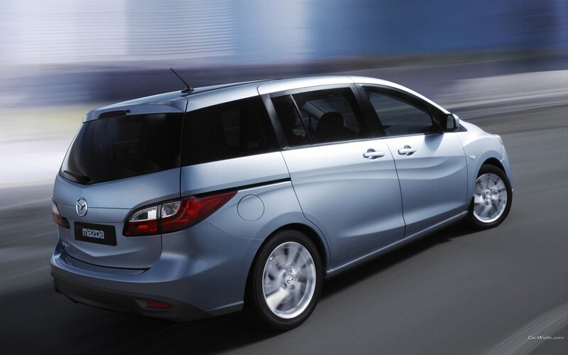 Silver Mazda Mpv — Dynamic