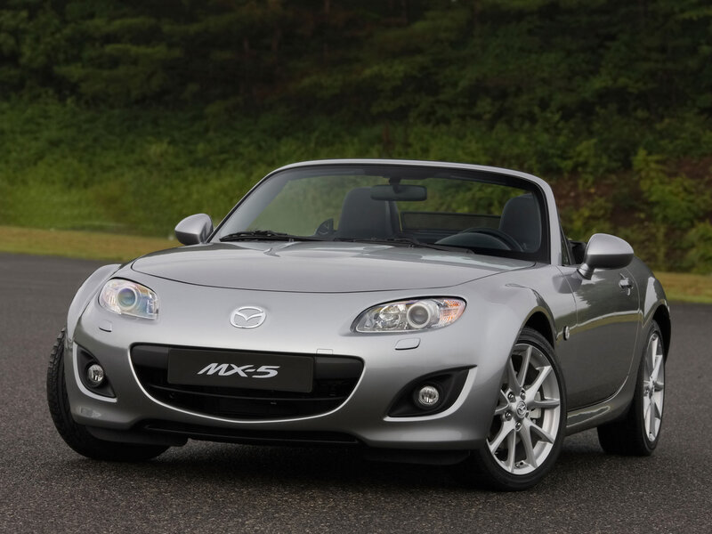 Silver Mazda MX-5 sports car