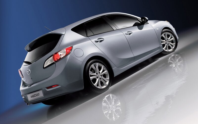 silver mazda3 hatchback