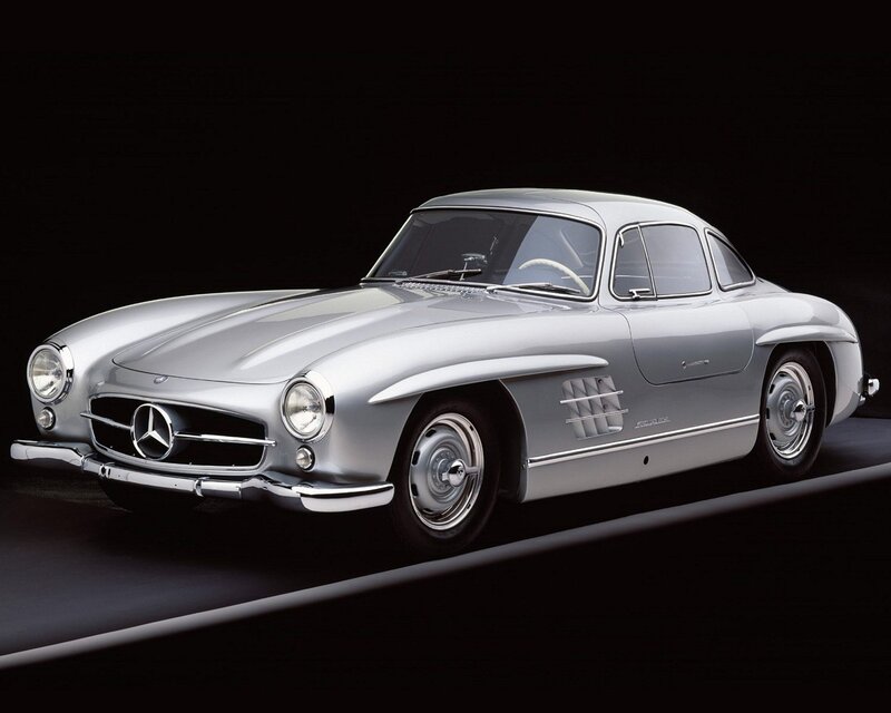 Silver Mercedes-Benz 300SL