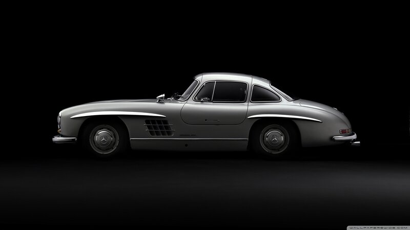 Silver Mercedes-Benz 300SL