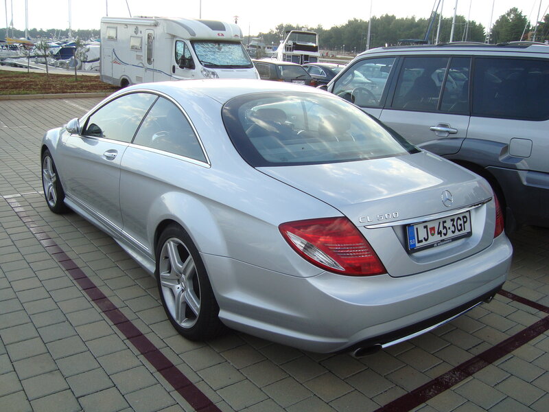 Silver Mercedes-Benz CL 500