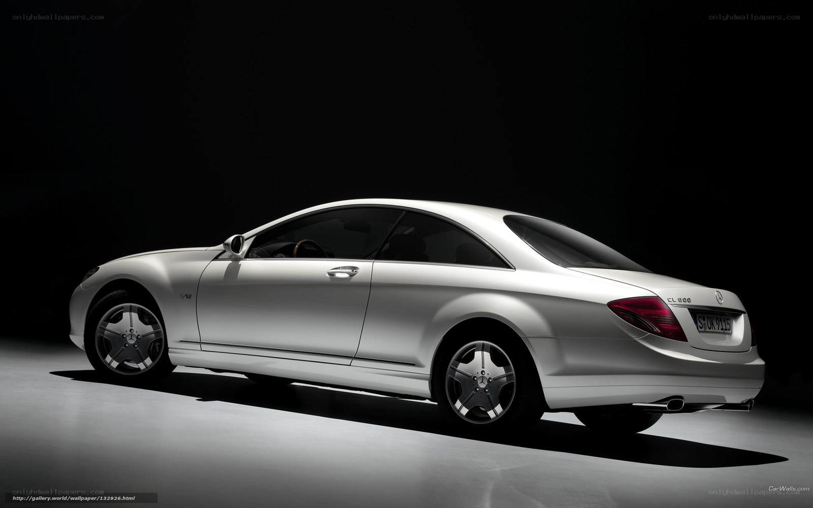 silver mercedes-benz cl500
