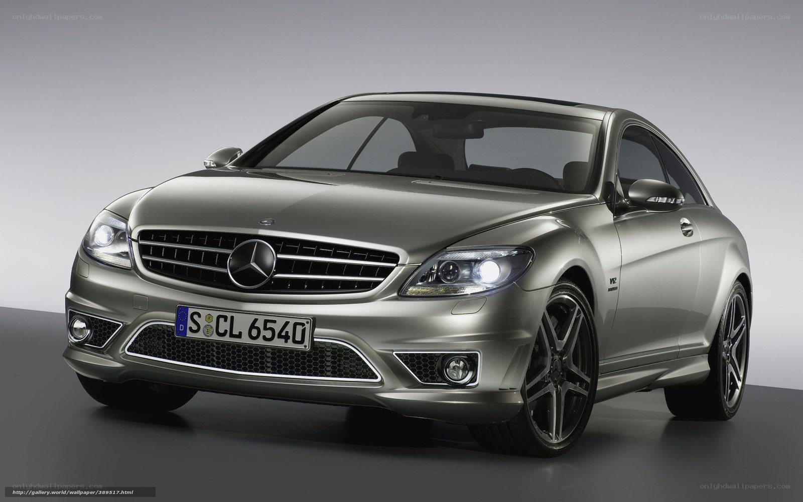 Silver Mercedes-Benz CL600