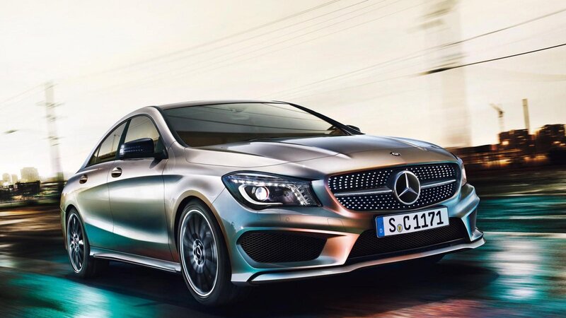 Silver Mercedes-Benz CLA — Dynamic