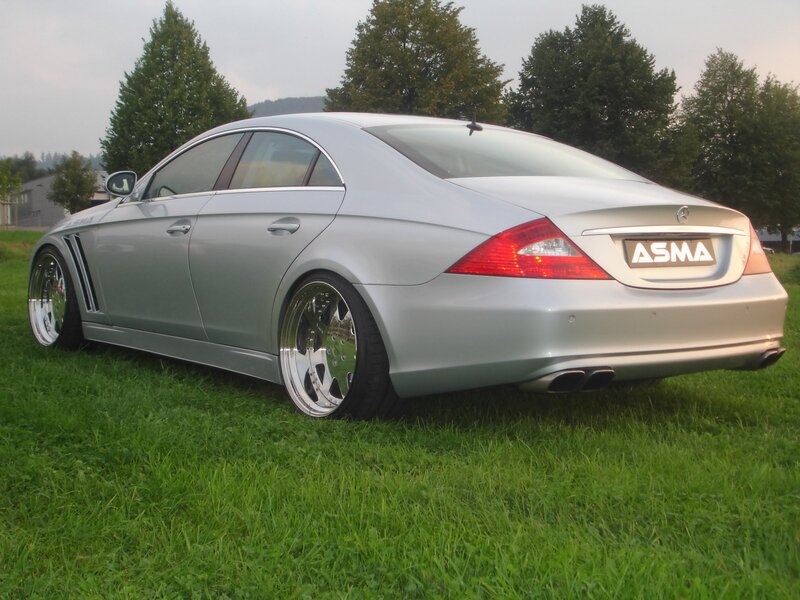 silver mercedes-benz cls sedan