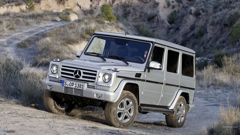 Silver Mercedes-benz G-class — Outdoor
