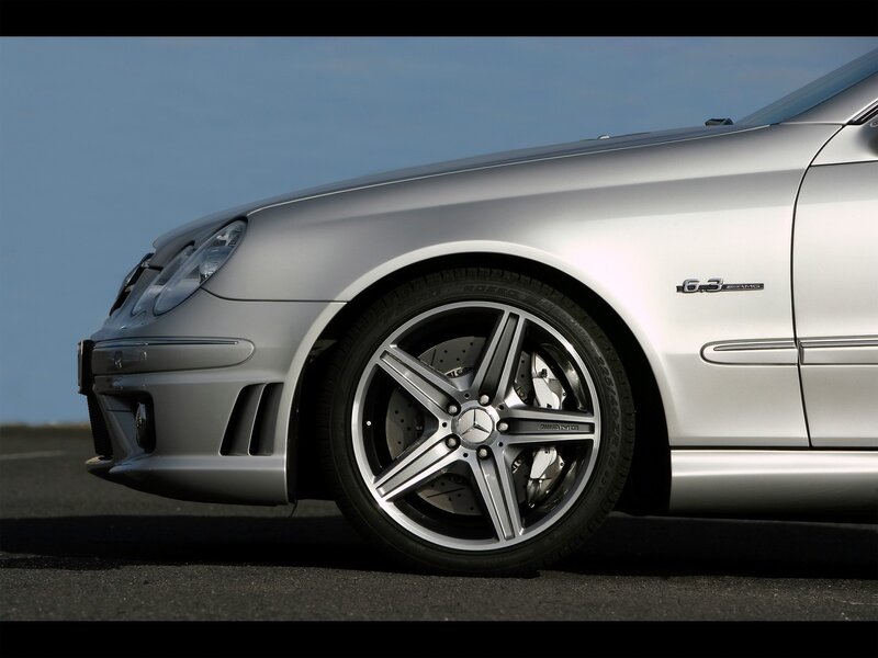 silver mercedes-benz g63 amg