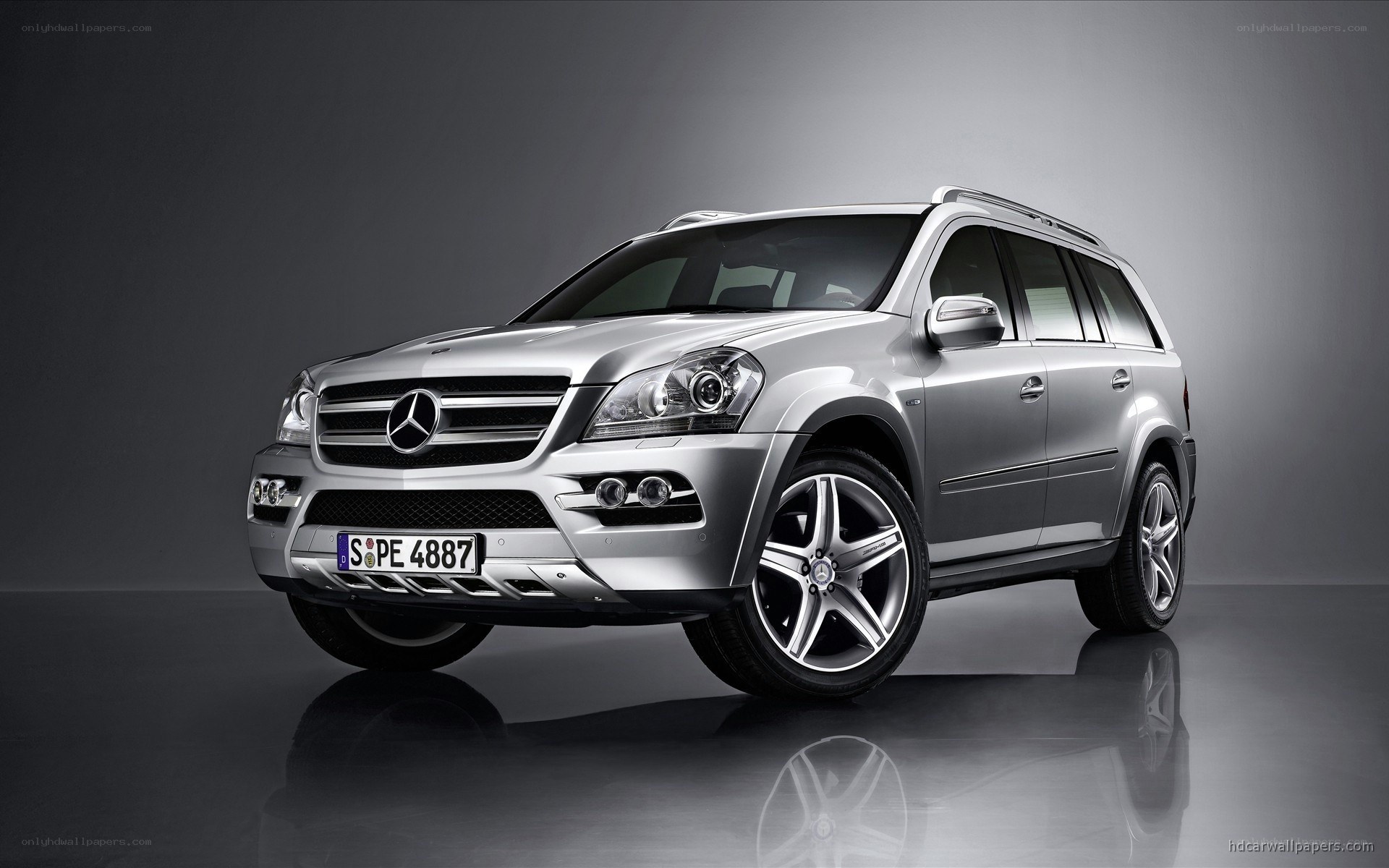 silver mercedes-benz gl450