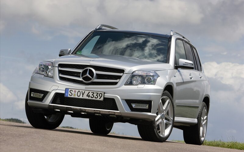 Silver Mercedes-Benz GLK-Class