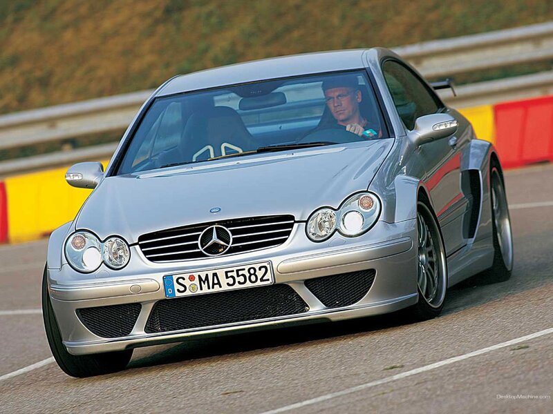 silver mercedes-benz on racetrack