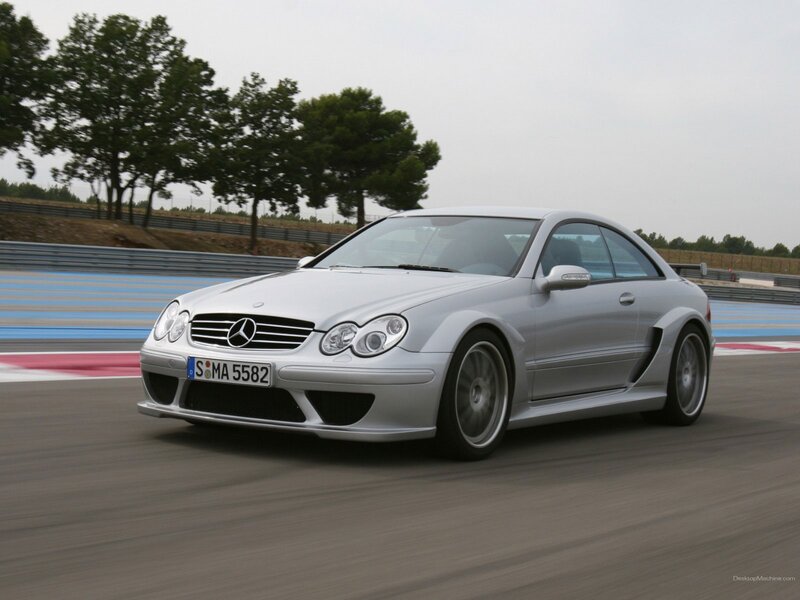 silver mercedes-benz on racetrack