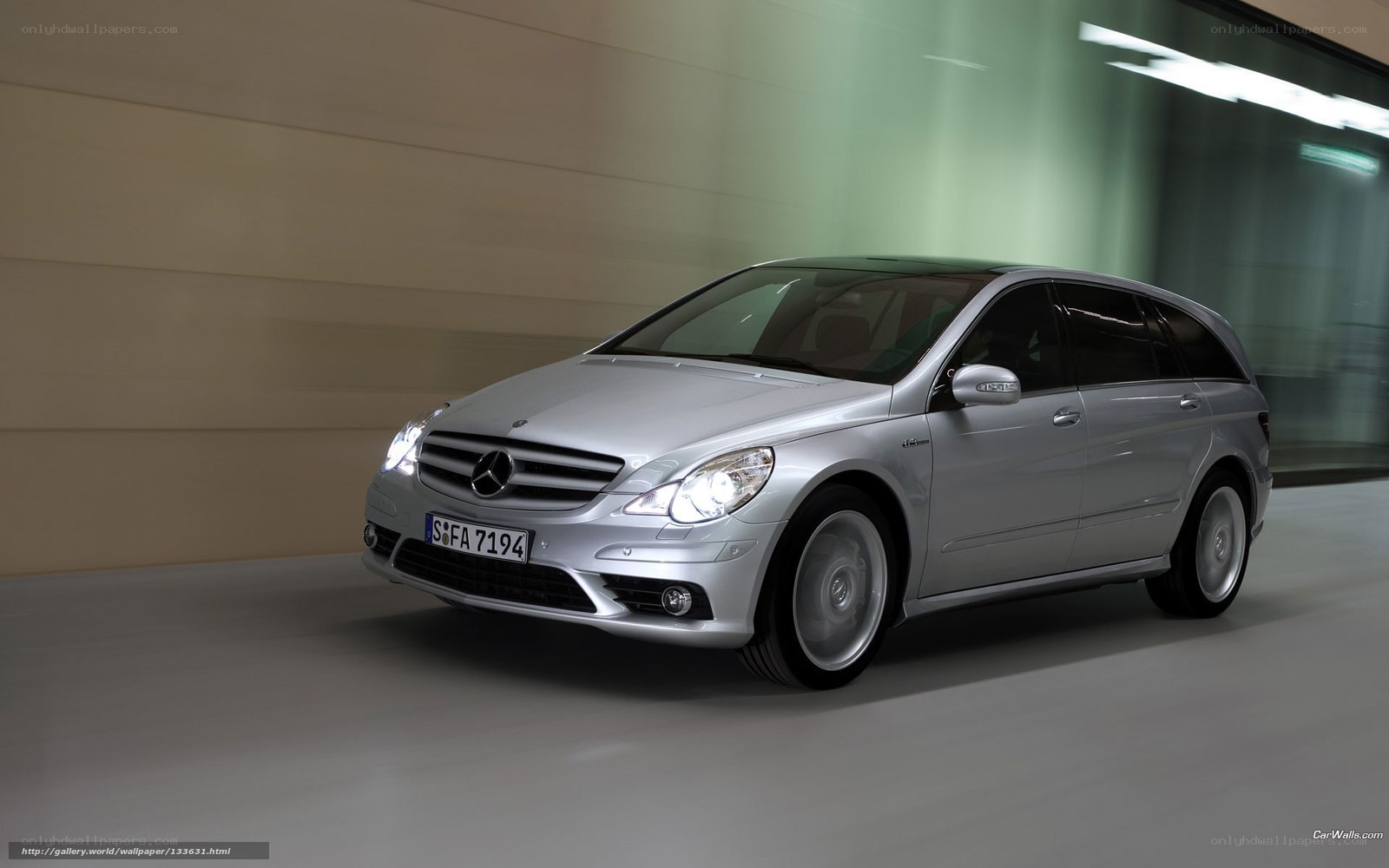 Silver Mercedes-Benz R-Class