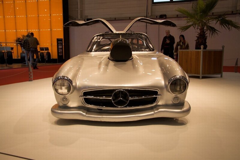 Silver Mercedes-Benz race car