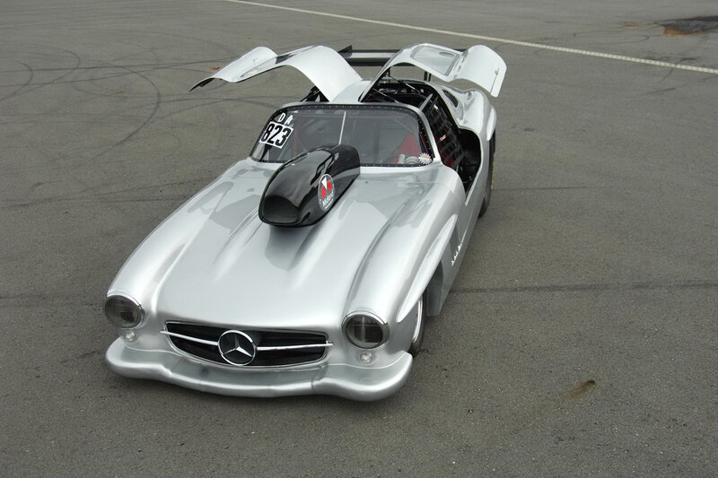 Silver Mercedes-Benz race car