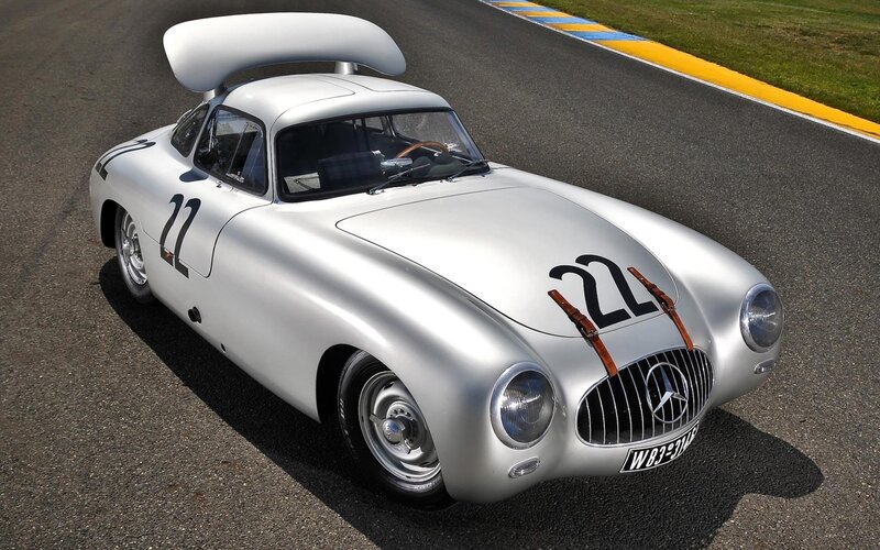 Silver Mercedes-Benz race car