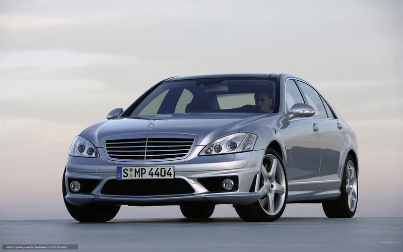 Silver Mercedes-benz S-class — Neutral