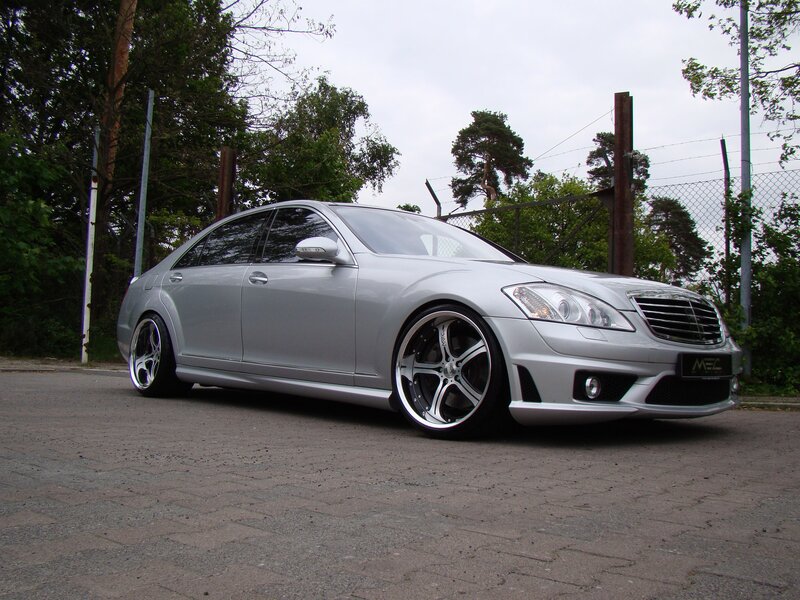 silver mercedes-benz s-class sedan